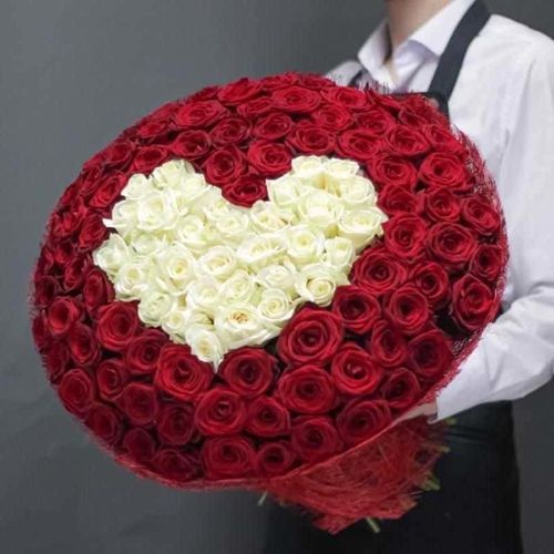 Сердце Из 101 Белой И Красной Розы